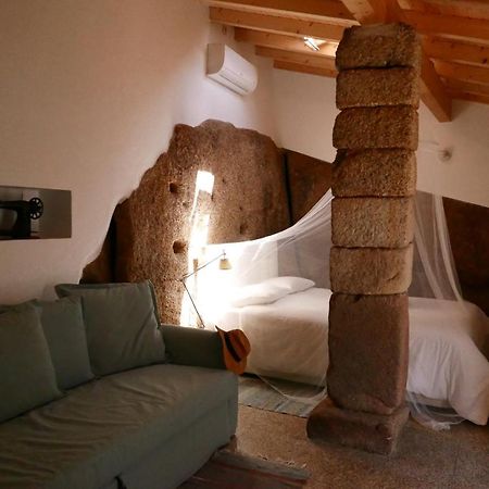 Casa Do Meio Em Quinta De Sao Pedro De Vir-A-Corca Монсанту Экстерьер фото
